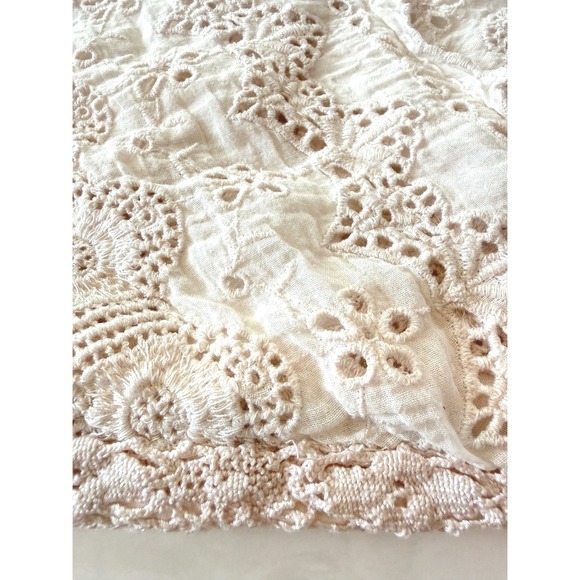 American Eagle‎ Womens Halter Crop Top Cream Cotton Eyelet Lace Size L Boho - Picture 3 of 8